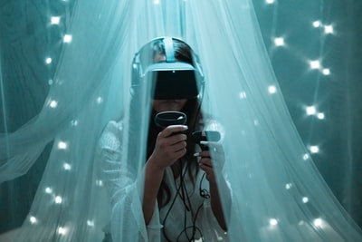 vrヘッドセットにはgqmesが付属していますか