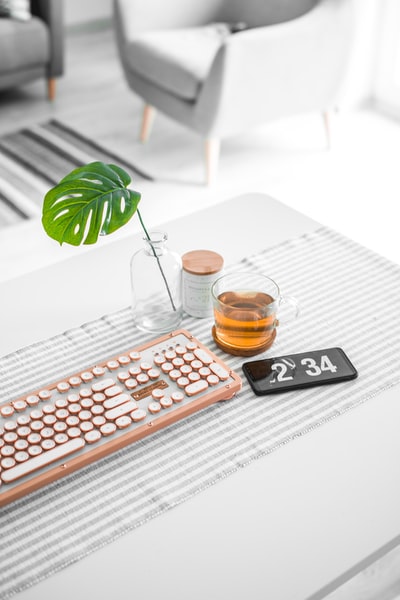 キーボードをCapsLockから外すにはどうすればよいですか